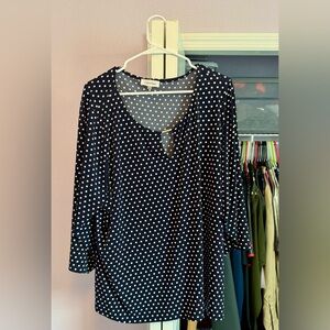 Women’s 3X Calvin Klein Navy & White Polka Dot Blouse. Gently Used